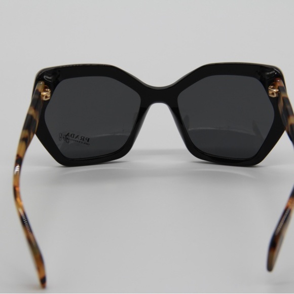 PRADA SUNGLASSES - Picture 3 of 5